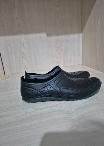 Unisex Siyah Minimalist Pliseli Su Ayakkabısı - Görsel 2