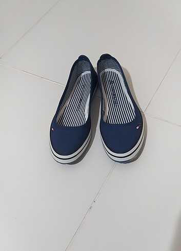 TOMMY HILFIGER MARKA AYAKKABI