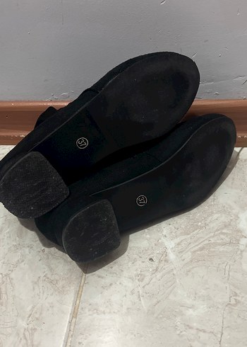 Süet Siyah Fırfırlı Kadın Dolgu Topuk Bot - Görsel 4