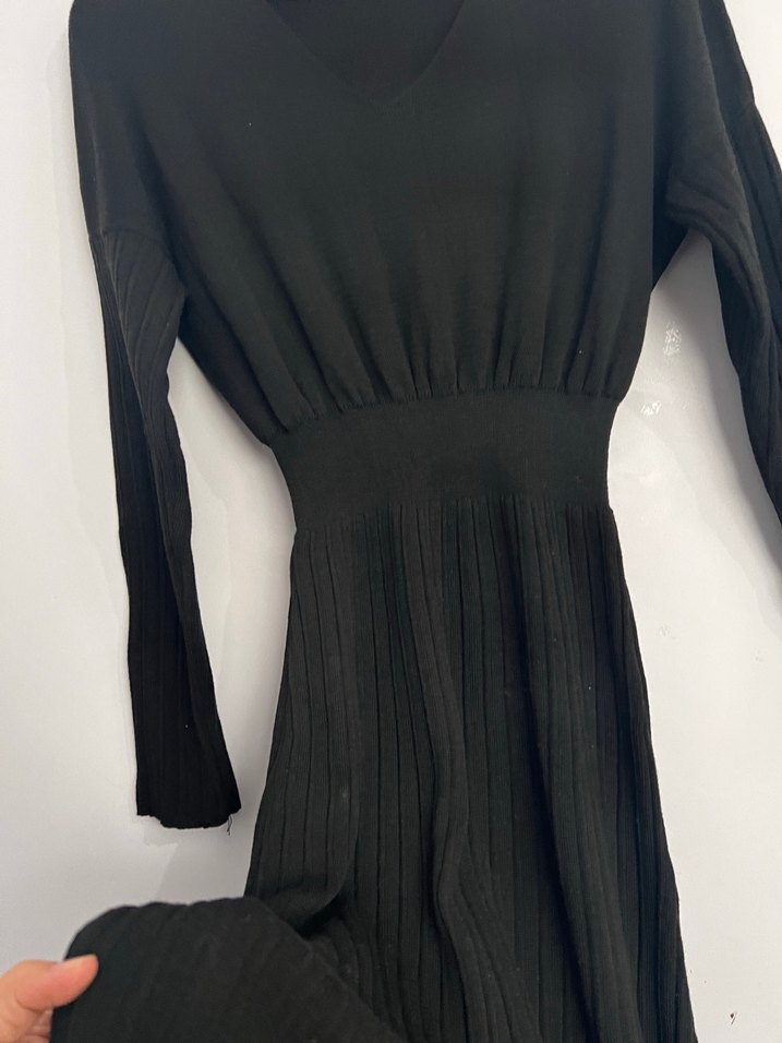 Siyah V Yakalı Uzun Kollu Kadın Elbise - Görsel 4