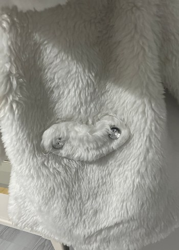 Kız Çocuk Beyaz Kürk Detaylı Mont - Görsel 4