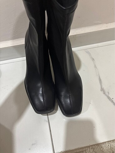 Bershka Bershka bot 42