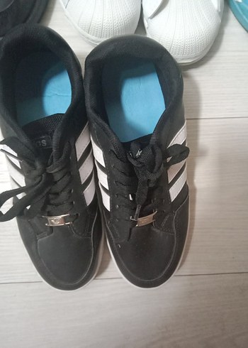 41 Beden Gri ve Beyaz siyah ayakkabı fiyat temsili ilan acilir