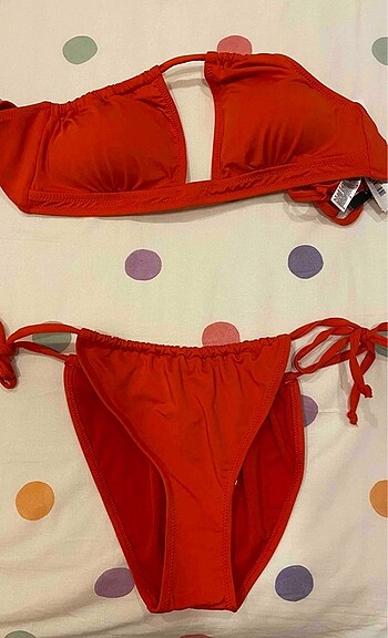40 Beden kırmızı Renk Bikini takımı