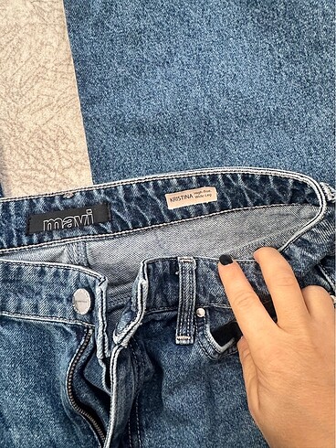 28 Beden Mavi jeans bol paça