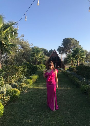 Pembe abiye uzun elbise