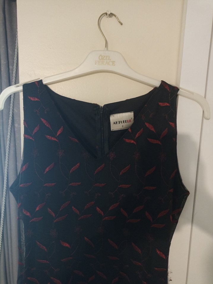 Siyah V Yaka Drapeli Uzun Abiye Elbise - Görsel 5