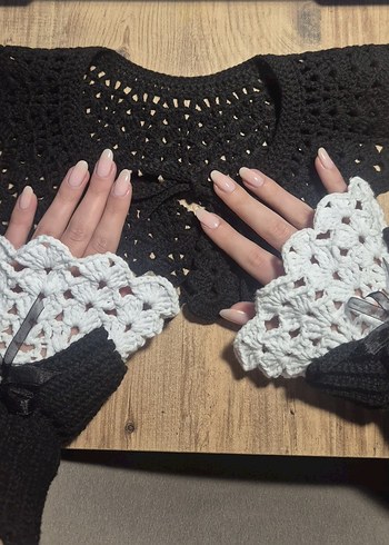 Bej Dantel Detaylı Kadın Örgü Eldiven - Görsel 4