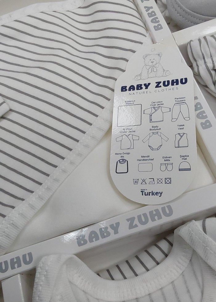 Beyaz Gri Çizgili Erkek Bebek 10'lu Hastane Çıkış Seti - Görsel 4
