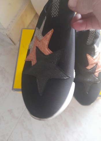 Kadın Siyah Spor Ayakkabı Velcro Bantlı
