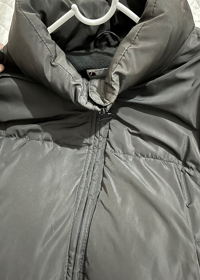 Pull and bear şişme mont - Görsel 4