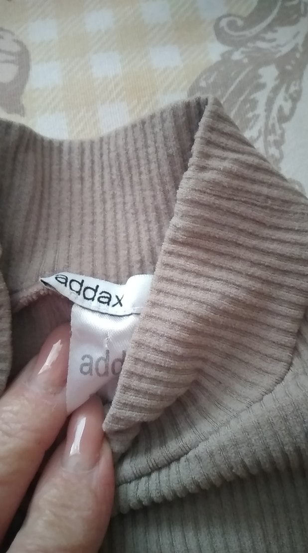 Bej Balıkçı Yaka Kadın Triko - Görsel 3