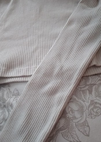 Bej Kadın Balıkçı Yaka Triko - Görsel 2