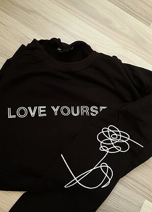 siyah sweatshirt