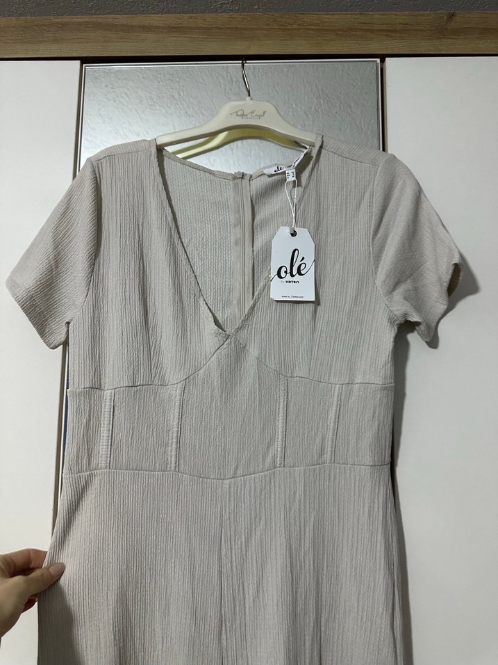 Bej V Yaka Keten Kadın Tulum - Görsel 3