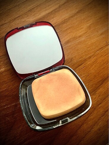 Beden Loreal Infaillible Pudra