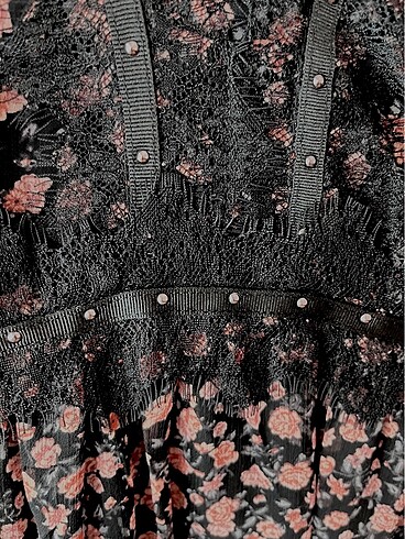 Zara Zara Çiçek Desenli Dantel Detaylı Elbise