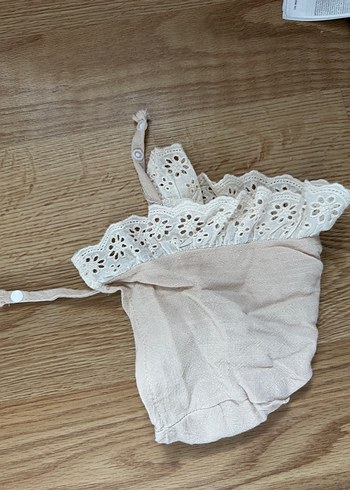 Nakışlı Dantelli Bebek Kız Tulum ve Şapka - Görsel 5