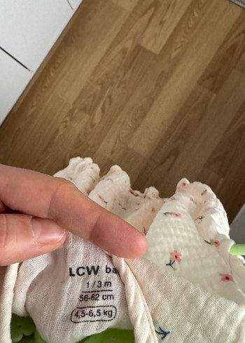 Beyaz Piliseli Bebek Kız Tulum - Görsel 4