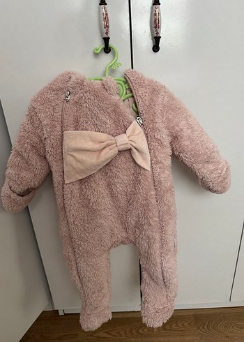Peluş Kapüşonlu Pembe Bebek Tulumu - Görsel 2