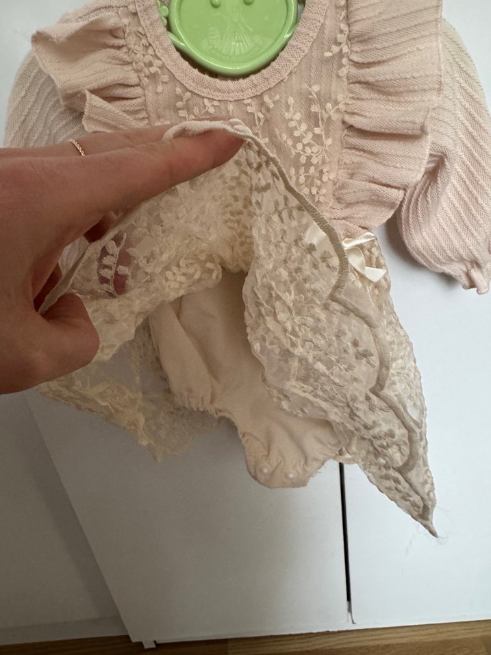 Kız Çocuk Beyaz Dantel Nakışlı Elbise - Görsel 4