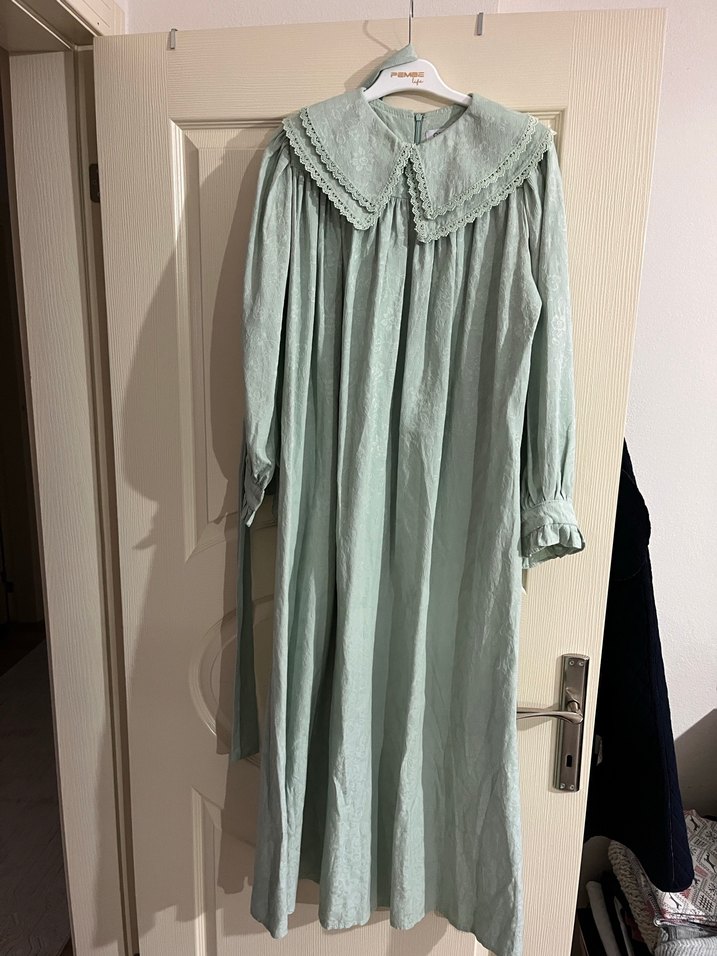 Fırfırlı mint yeşili elbise - Görsel 2