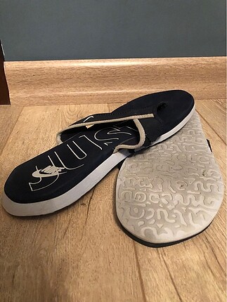 40 Beden lacivert Renk Nike parmak arası terlik 9m/10w numara