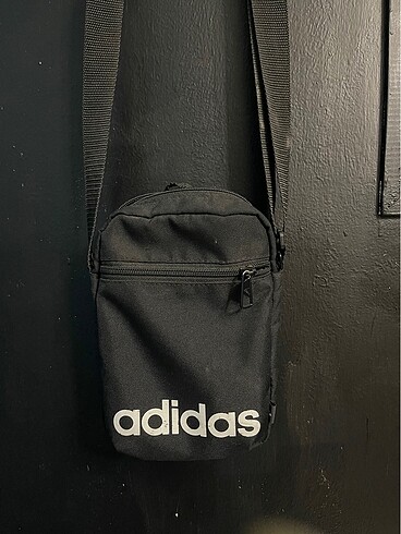 Adidas çanta