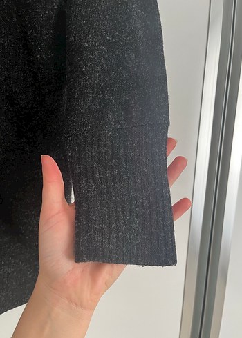 Gri V Yaka Örgü Kadın Kazak - Görsel 2