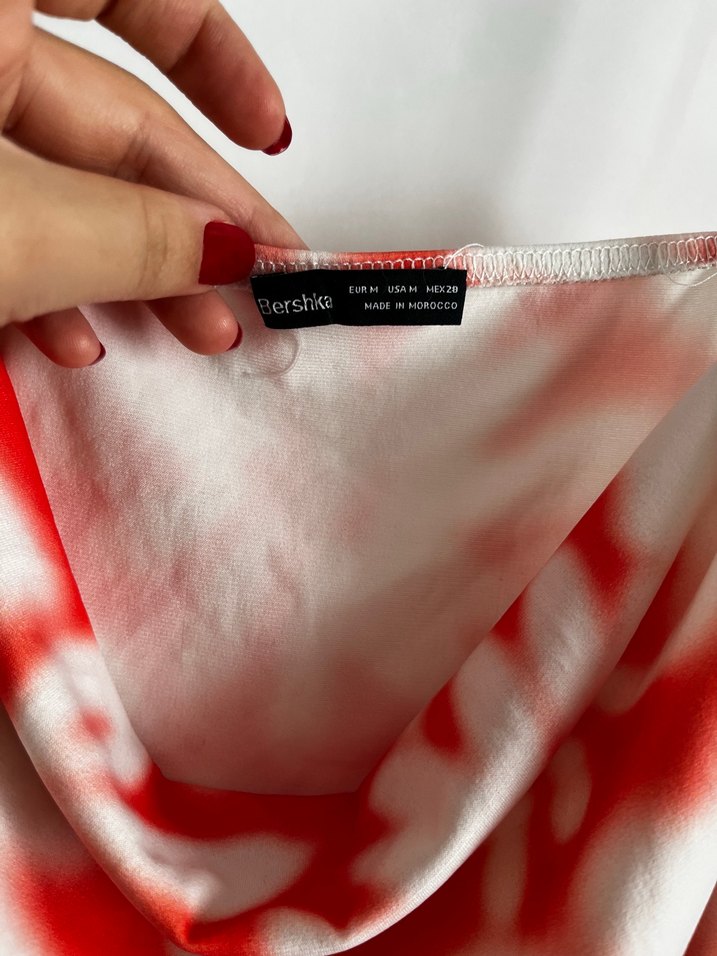 Kırmızı Batik Desenli İnce Askılı Mini Üst - Görsel 2