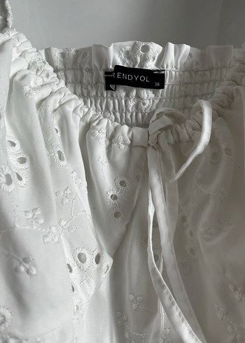 Beyaz elbise - Görsel 2