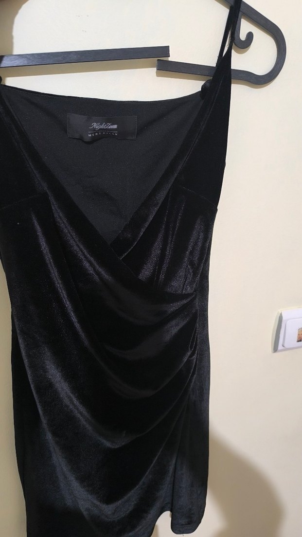 Siyah Drapeli V Yakalı Midi Kadın Elbise - Görsel 4