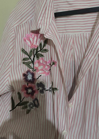 Nakışlı Düğmeli Pembe Kadın Gömlek - Görsel 2