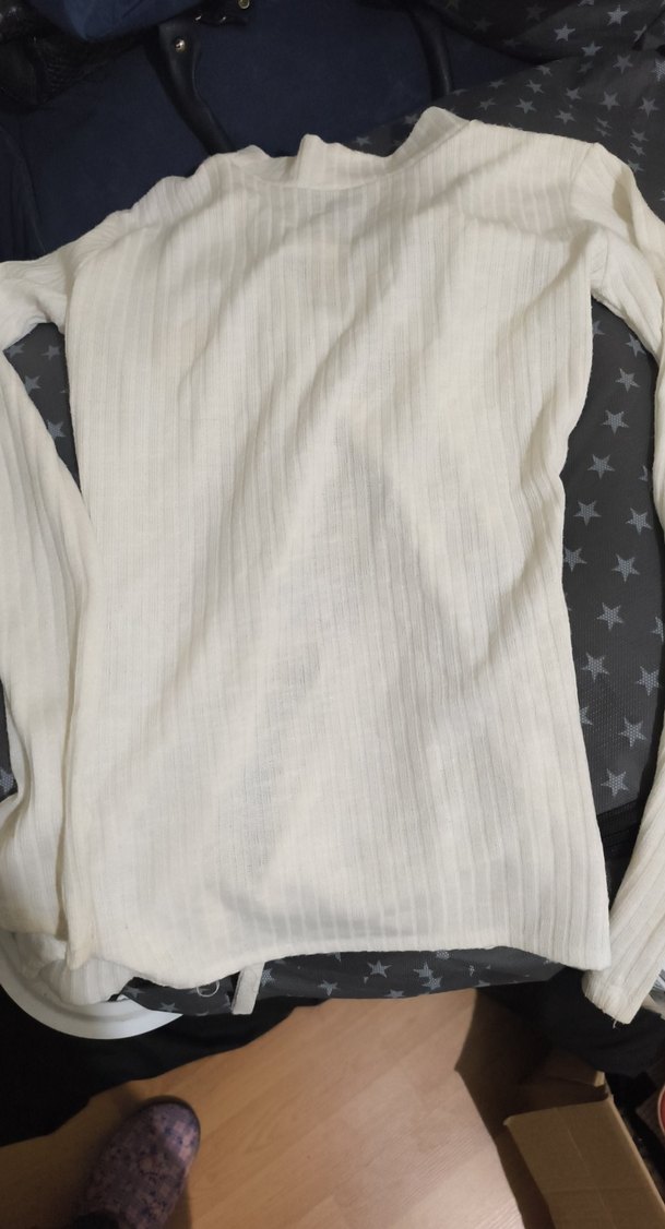 Düğmeli Beyaz Halter Yaka Fit Triko - Görsel 4