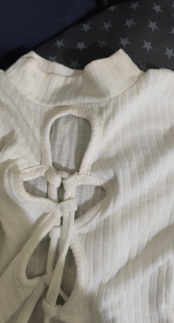 Düğmeli Beyaz Halter Yaka Fit Triko - Görsel 3