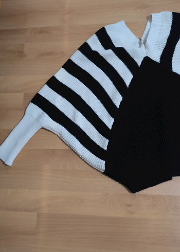 Siyah Beyaz Zebra Desenli Kadın Triko Kazak - Görsel 2