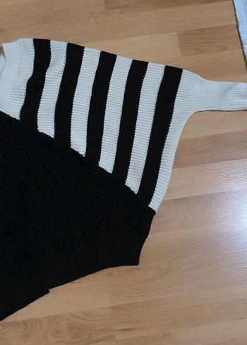 Siyah Beyaz Zebra Desenli Kadın Triko Kazak - Görsel 4