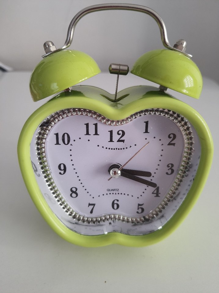 Pembe Renkli Çalar Saat - Görsel 2