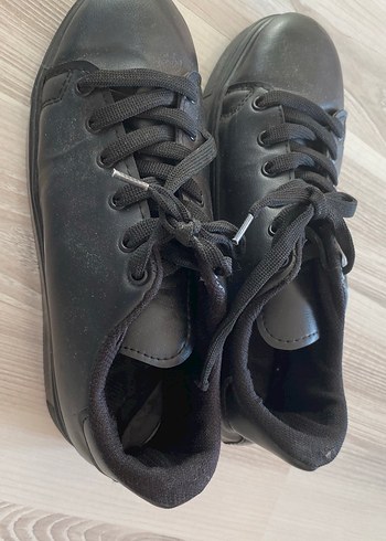 Siyah Bağcıklı İnce Topuklu Kadın Spor Ayakkabı - Görsel 2