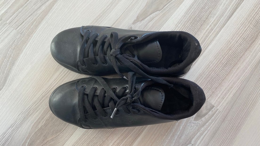 Siyah Bağcıklı İnce Topuklu Kadın Spor Ayakkabı - Görsel 4