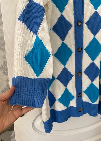 Mavi Ekose Desenli Uzun Triko Hırka - Görsel 3