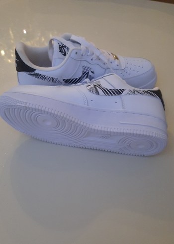 42,5 Beden beyaz Renk Nike Beyaz unisex Spor Ayakkabı