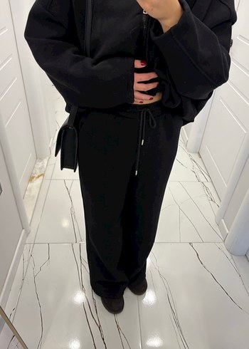 Siyah Yüksek Yakalı Kadın Eşofman Takımı - Görsel 5