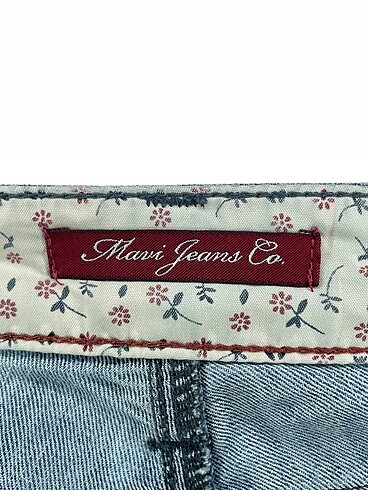 26 Beden mavi Renk Mavi Jeans Jean / Kot %70 İndirimli.