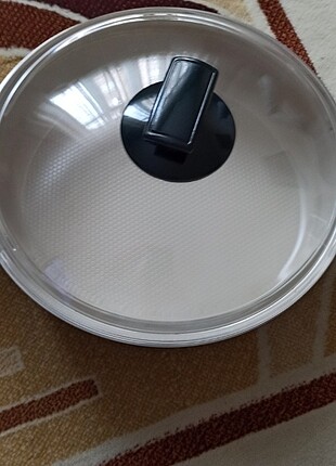 Beden 26cm karnıyarık pilav tenceresi