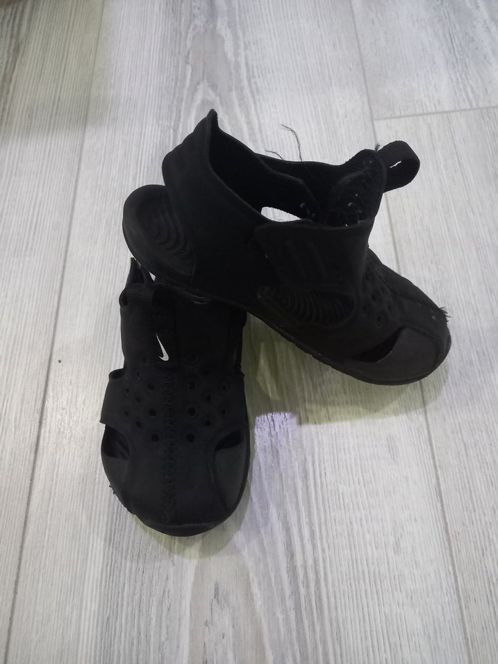 Erkek Çocuk Siyah Cırtcırtlı Kauçuk Terlik - Görsel 2