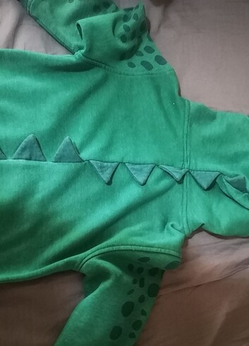 4 Yaş Beden H&M fermuarşı sweat