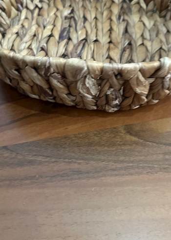 Kahverengi Hasır Sepet ve Siyah Metal Tepsi - Görsel 5