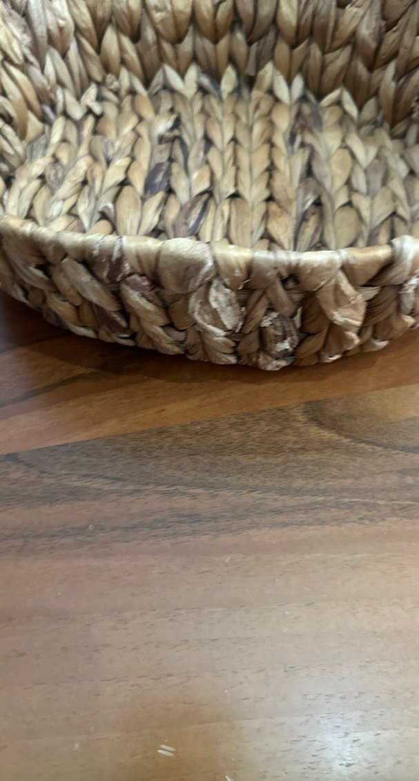 Kahverengi Hasır Sepet ve Siyah Metal Tepsi - Görsel 5