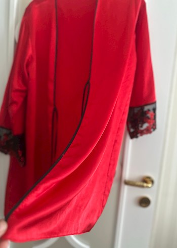 Kadın Kırmızı Uzun Bohem Nakışlı Sabahlık - Görsel 2